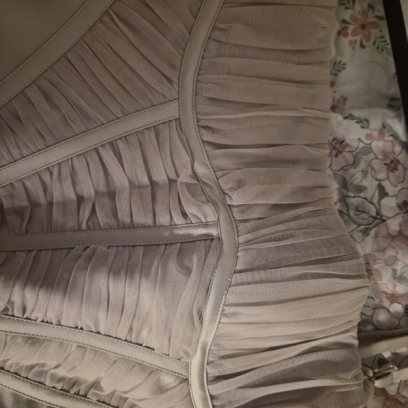 Elegant Cream Bodycon Dress - Picture 6 of 6